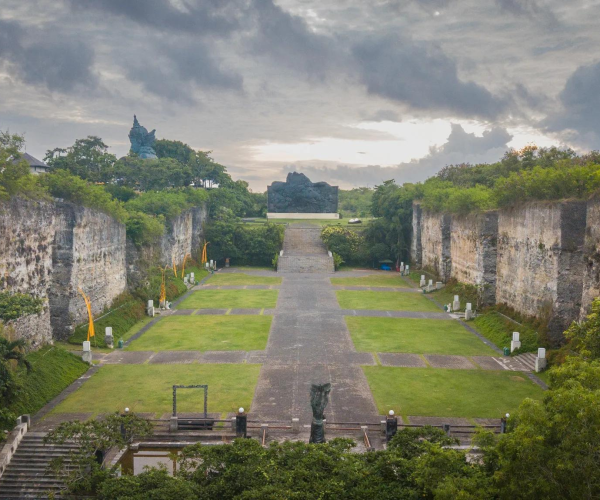 Garuda Wisnu Kencana Cultural Park 1