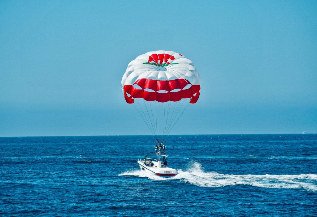 Parasailing1