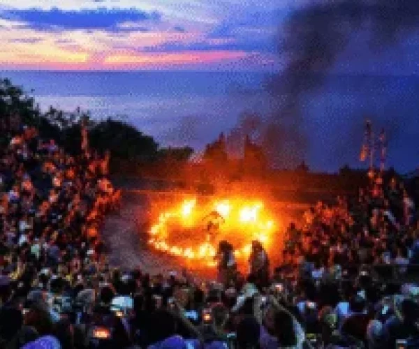 kecakk uluwatu