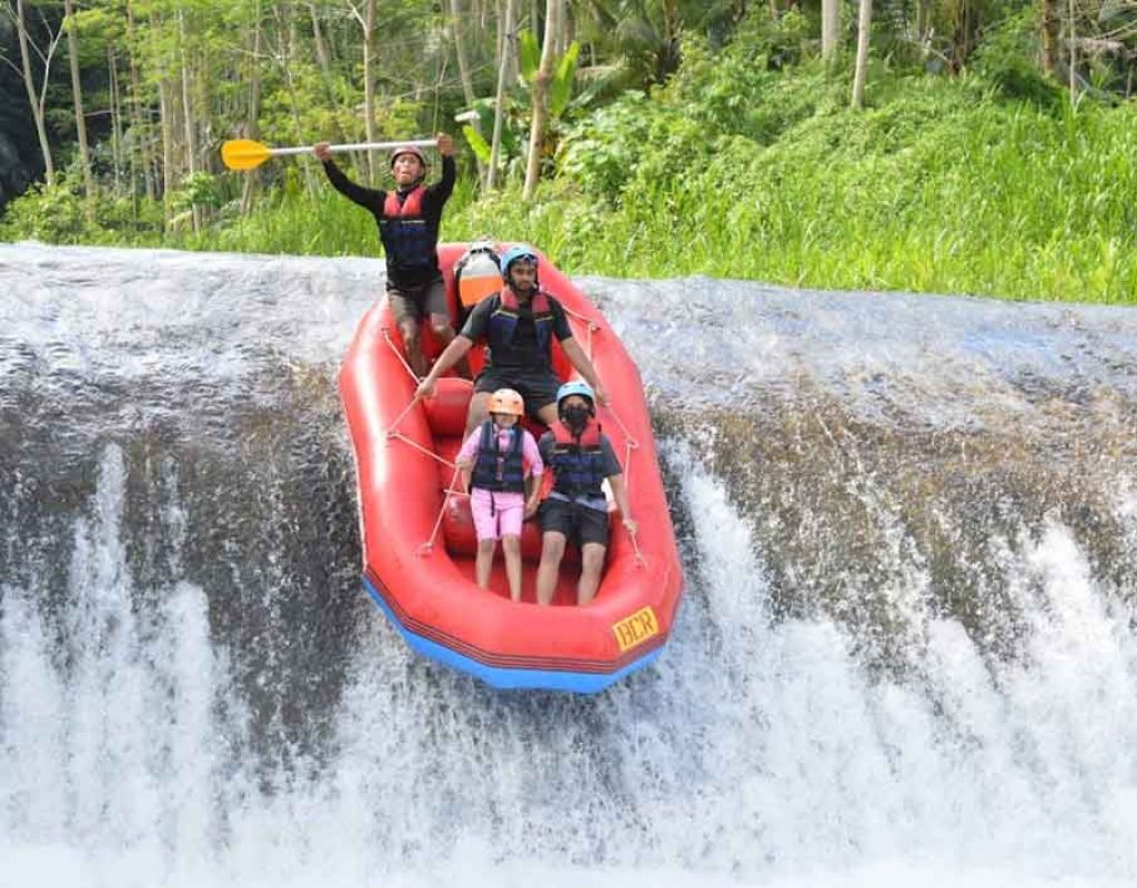 waja-rafting